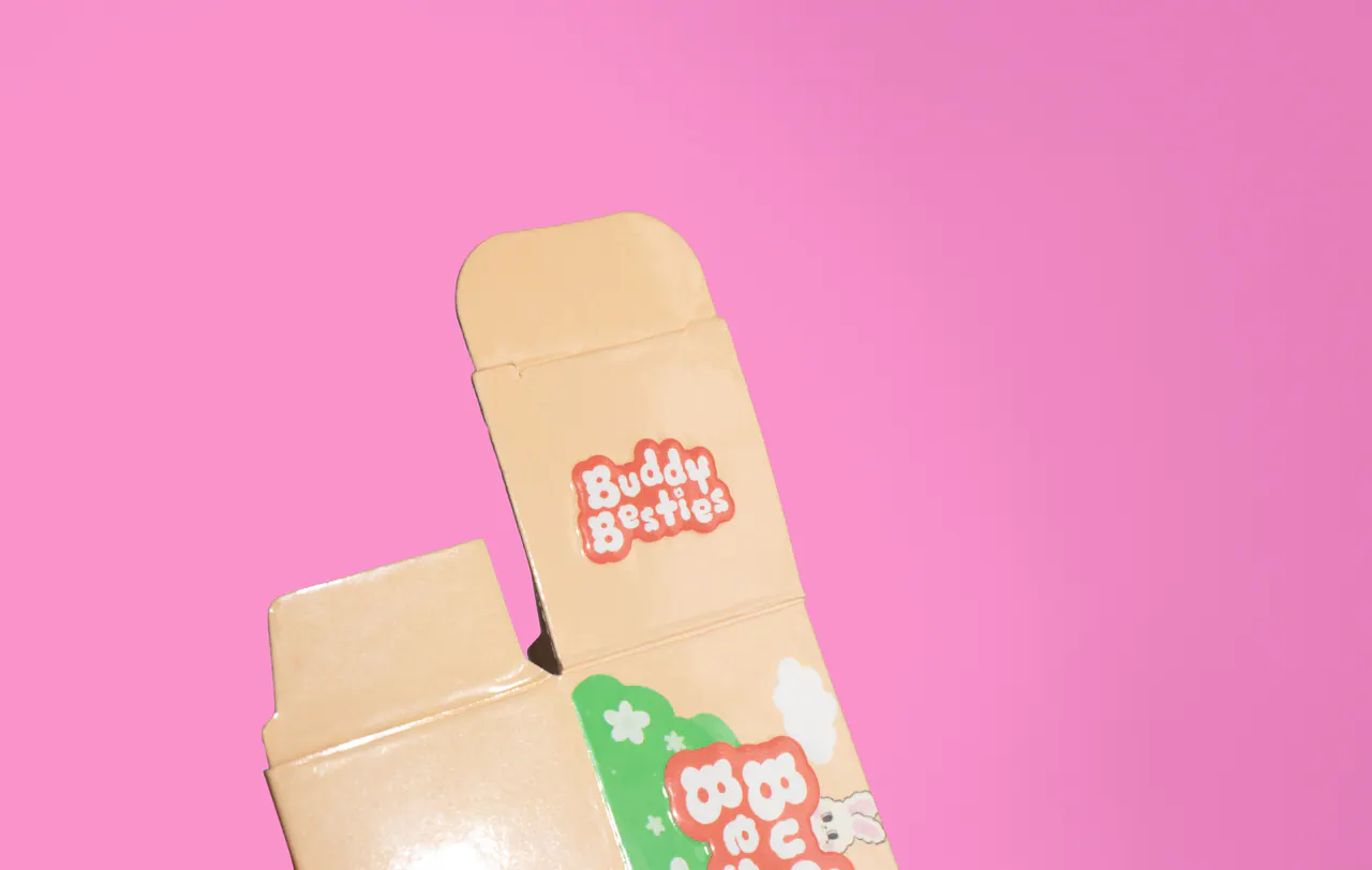 รูปตัวอย่างกล่องเครื่องสำอาง Buddy Besties ลิปทินท์ สำหรับรับผลิตกล่อง รับทำกล่อง และผลิตกล่องโดย Box Corner Art มุมที่ 4