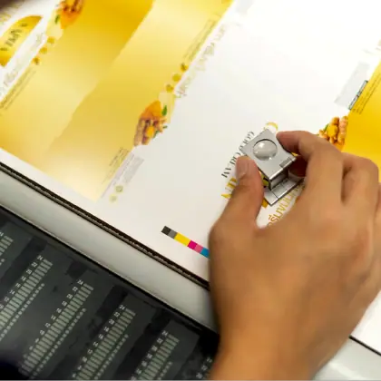 ตรวจ Artwork และ Dieline สำหรับงานพิมพ์กล่อง รูปที่ 1