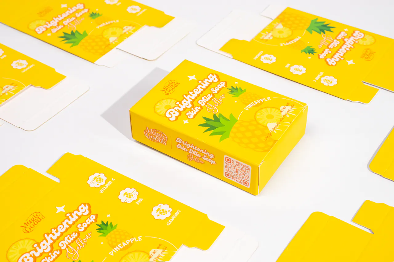 รูปตัวอย่างกล่องสบู่ Magic Goods Brightening Skin Mix Soap Yellow สำหรับรับผลิตกล่อง รับทำกล่อง และผลิตกล่องโดย Box Corner Art มุมที่ 4